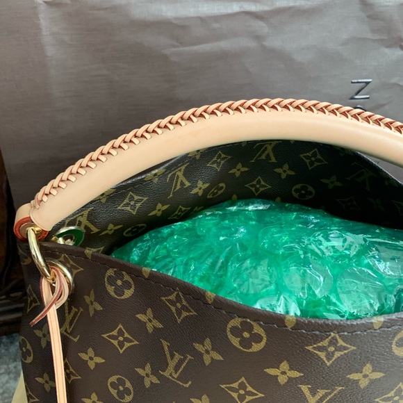 SOLD 💕💕 Louis Vuitton Artsy MM “Retired” - Picture 7 of 8
